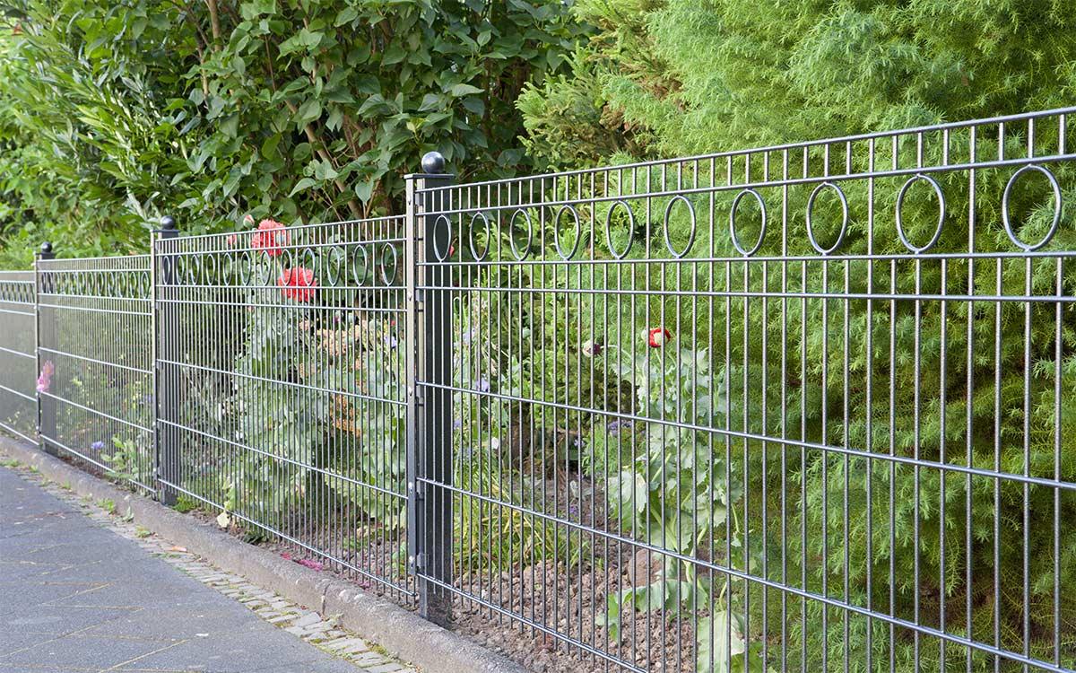 Doppelstabmattenzaun 6/6/6 mit Pfosten Modell ROM Übersicht