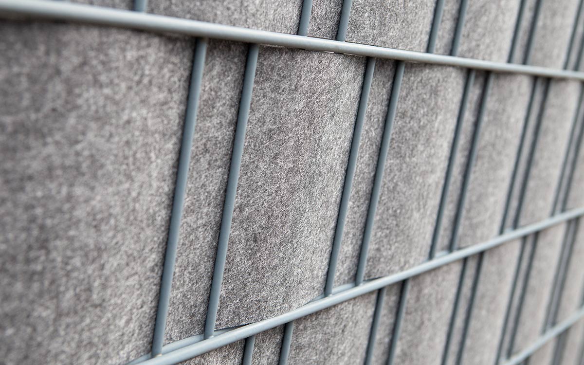 Vlies-Sichtschutz fleeceline im Doppelstabgitter, Detailaufnahme der Textiloptik