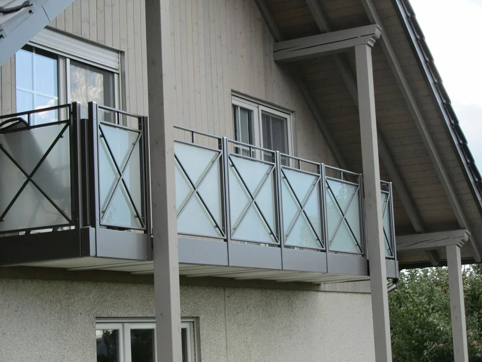 balkongelaender-offen