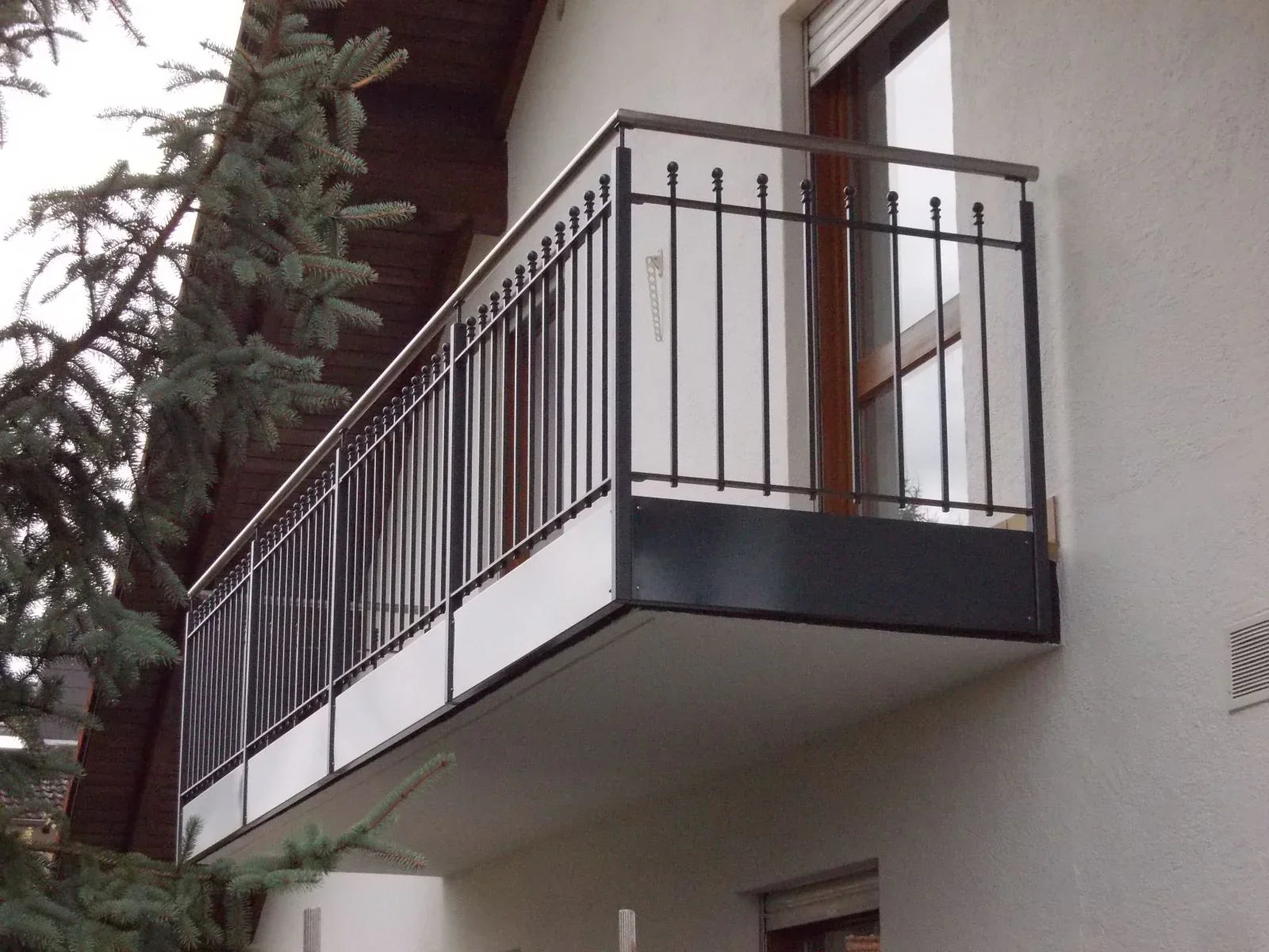 balkongelaender-offen