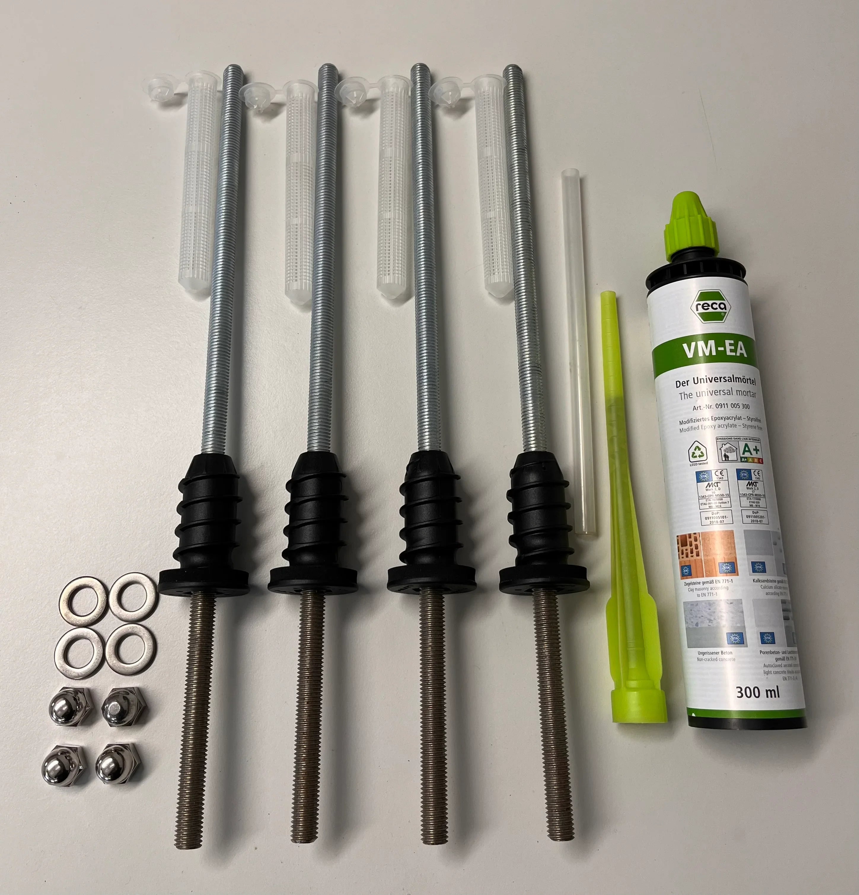 Befestigungsset für Wärmedämmung mit Ankerstangen, Dübel, Muttern und Mörtelpatrone