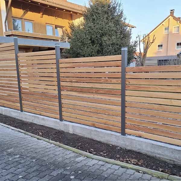 Zu Sichtschutz- und Zaunsystemen