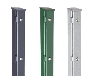 Drei Metallpfosten für Zaunanlagen