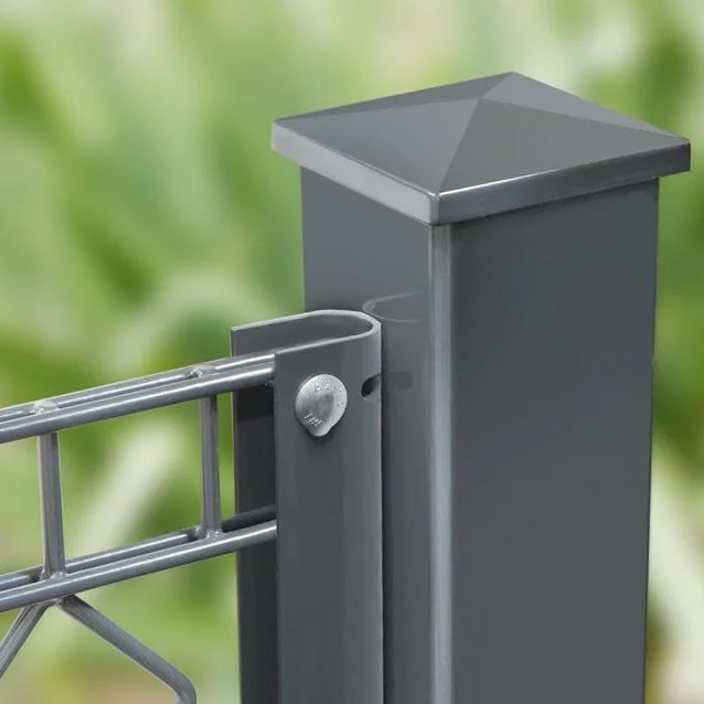 Zu Befestigungen und Zubehör für Zäune