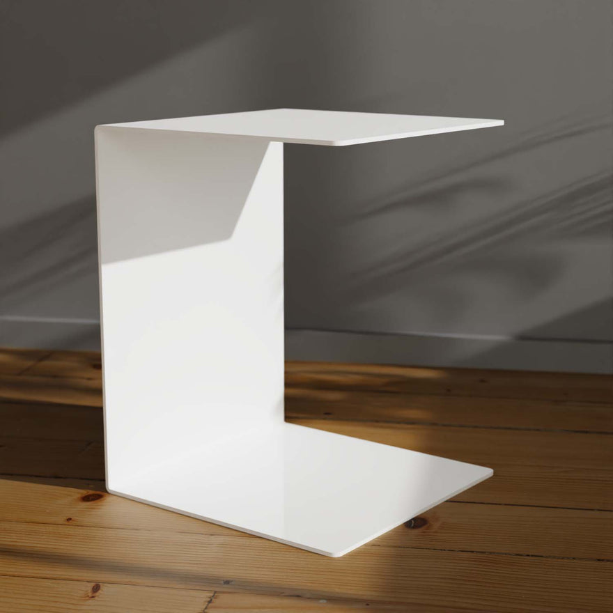 Designer-Beistelltisch EVOC 01 aus pulverbeschichtetem Stahl, schwarz, minimalistische C-Form