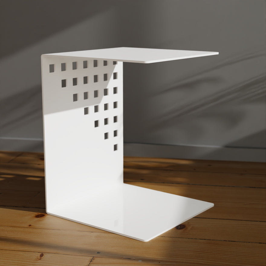 Beistelltisch EVOC 09 aus Metall in C-Form, Weiß – Made in Germany