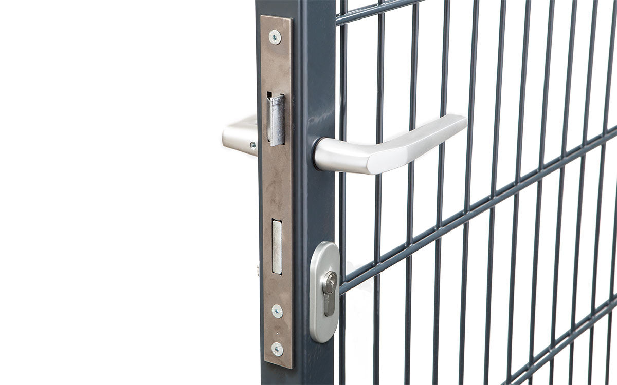 Detail Klinke und Schloss am Einfahrtstor VARIO compact