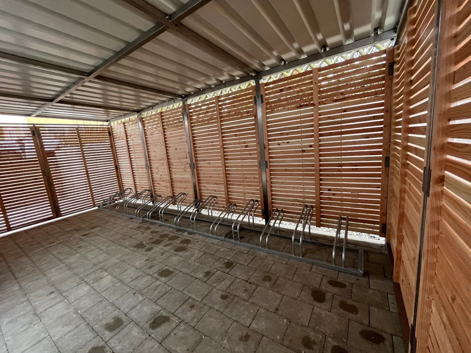 fahrradständer überdachung holz Fahrradhaus & Mülltonnenhaus Gr. 4 | Edelstahl & Holz