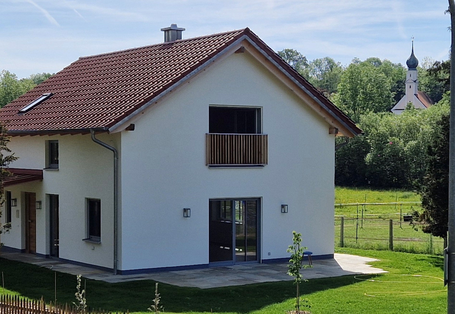 Französischer Balkon Holz & Edelstahl - vertikale Anordnung vorgesetzt real