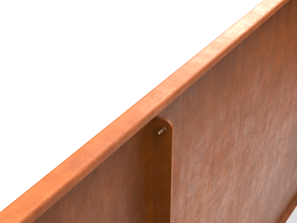 Innenliegende Verschraubung am Hochbeet-Bausatz aus Cortenstahl im Detail