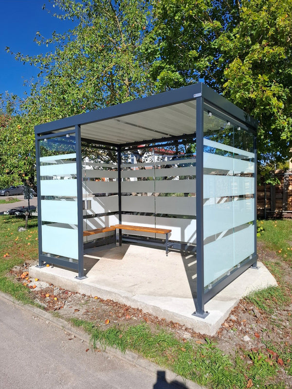 Wartehalle mit Eckbank – Stahl in RAL 7016 mit ESG-Siebdruckglas