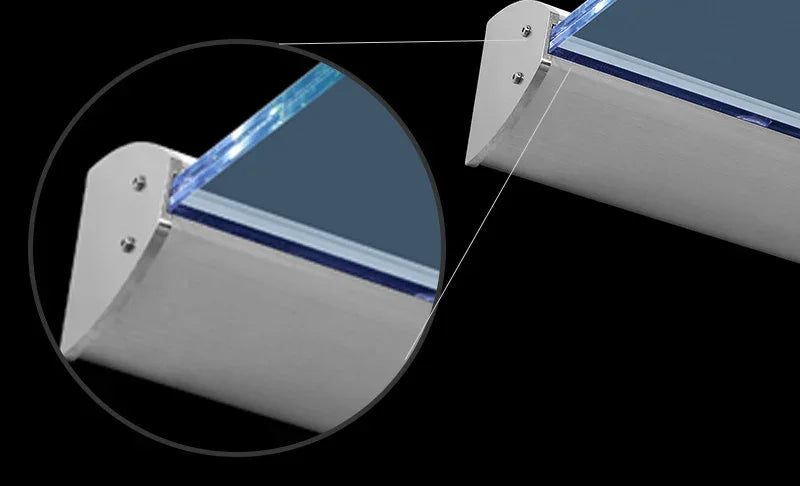 Detailansicht Aluminium Vordach mit VSG-Glas, moderne Befestigung, wetterfest